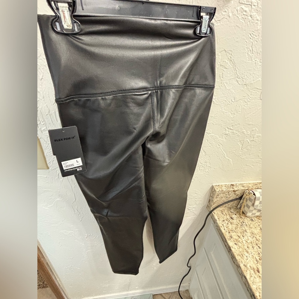 Faux leather leggings